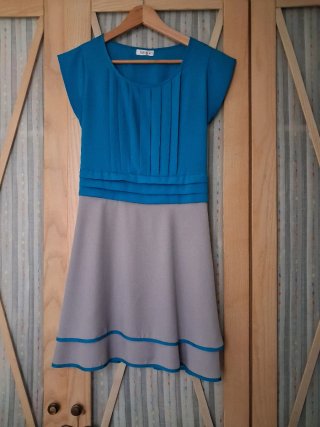Vestido Kling verano azul y gris Talla S