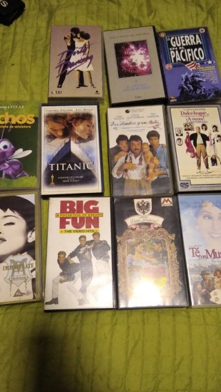 Colección de 17 Películas en VHS