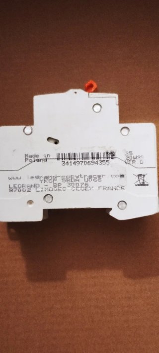 3 Interruptores Magnetotérmicos