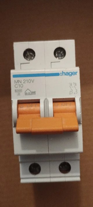 3 Interruptores Magnetotérmicos