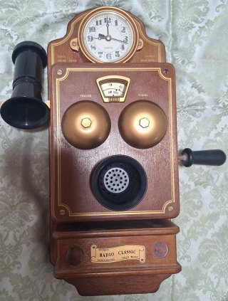 Radio Reloj Antiguo Madera