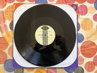 Undercover "Never Let Her Slip Away" vinile dance