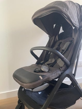 Silla de paseo Kinderkraft Nubi 2 Gris