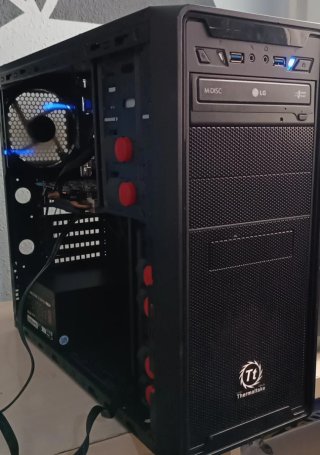PC Sobremesa Thermaltake Negro