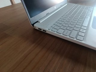 Portátil HP 15s-fq3 N4500 Blanco