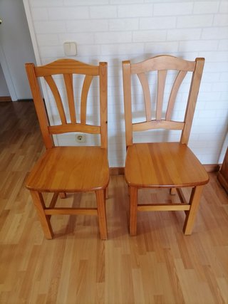 Pack de 2 Sillas de Madera