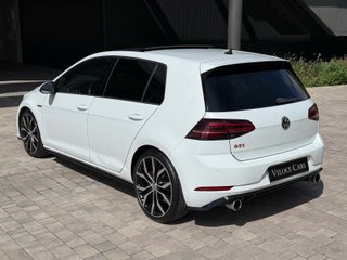 Volkswagen Golf Volkswagen Golf GTI Performance 2.0 TSI 180kW(245CV) DSG