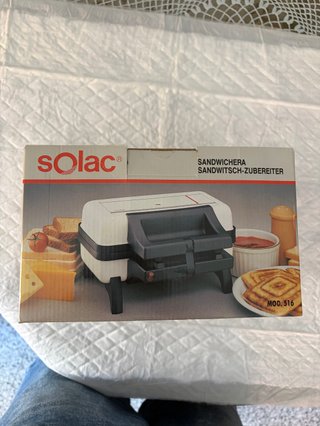 Sandwichera Solac Mod. 516