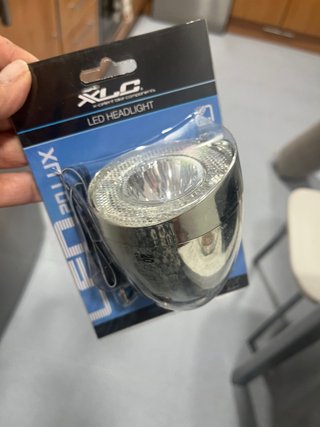 Faro LED Delantero XLC para Dinamo