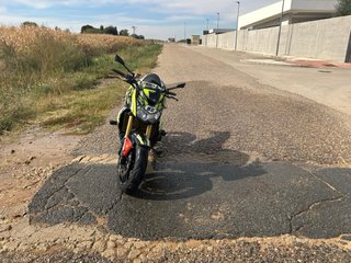 Kawasaki Z750 Negra y Verde