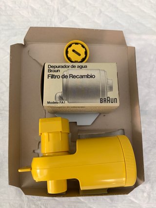 Depuradora de agua Braun color amarillo (antigua)