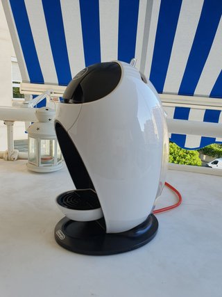 Cafetera Dolce Gusto De'Longhi Blanca