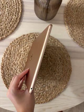 Apple iPad 8ª Gen Wi-Fi Rosa Metalizado