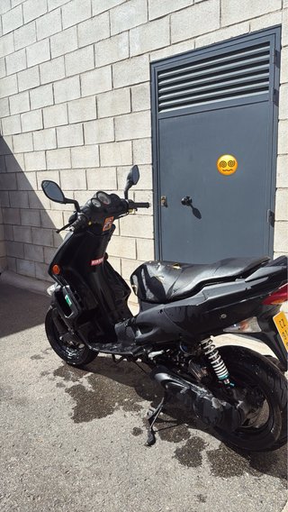 Moto 49cc Scooter Negra