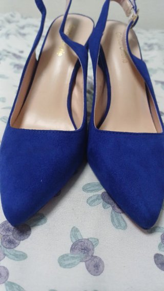 Zapatos de tacón azul slingback Precio negociable