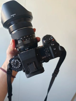 Fujifilm X-H2 cuerpo · 13.135 disparos