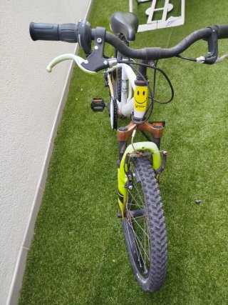 Bicicleta BTWIN 20 blanca