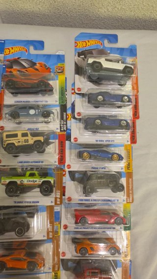 Hotwheels variados