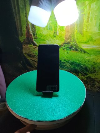 Soporte móvil negro
