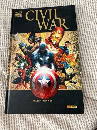 Lote de 3 cómics/libros en excelente estado (tapa