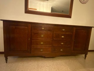 Conjunto de Comedor Clásico de Madera
