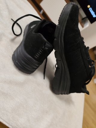 Zapatillas Skechers T40 Negras