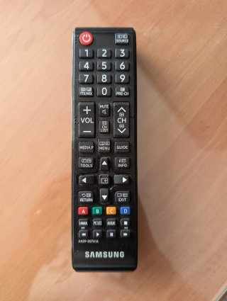 Samsung TV 28" LED (UE28J4100AW)