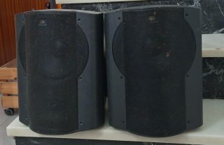 Pareja de Altavoces Negros.