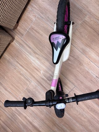 Bicicleta de equilibrio Monty 12 rosa
