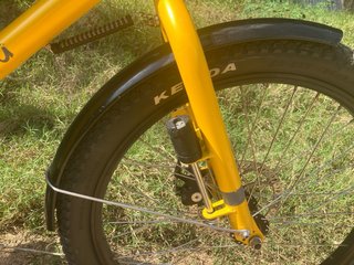 Bicicleta Eléctrica Longtail Yuba Amarilla