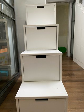 Cajonera Escalera Garabatos Blanca
