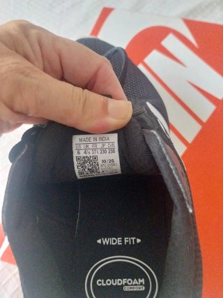 Deportivas Nike Negras y Blancas