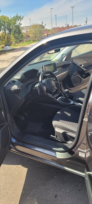 Peugeot 2008 2021