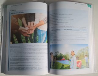 English for Guides in the Natural Environment a...