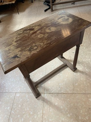 Mesa recibidor de madera a restaurar  Sin carcoma