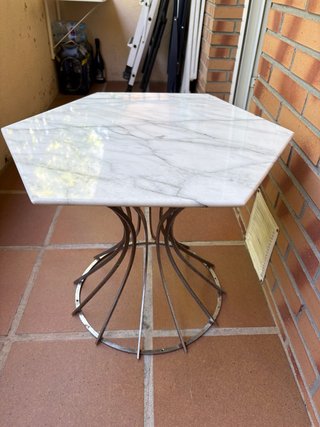 Mesa de mármol natural