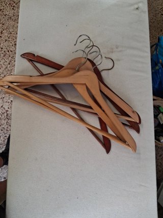 20 perchas madera