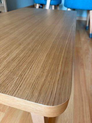 Mesa baja de comedor de madera
