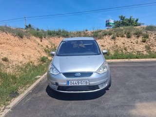 Ford Galaxy 2010
