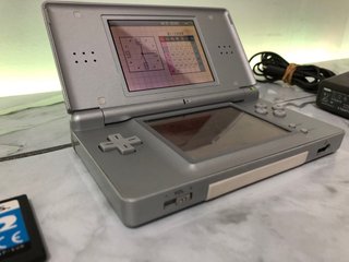 Nintendo DS Lite Plateada