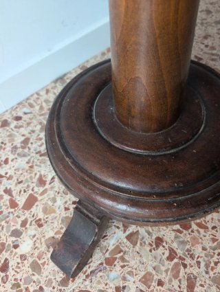 Perchero de pie madera antiguo