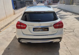 Mercedes GLA 220 CDI 4 matic con 1 año garantía