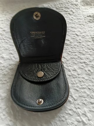 Monedero artesanal cuero repujado Mexicano