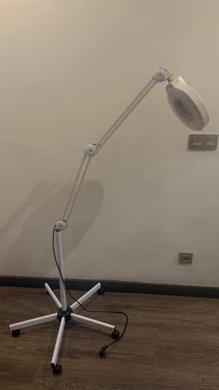 Mobiliario y Aparato Estética
