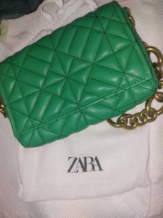 Bolso Zara Verde Acolchado