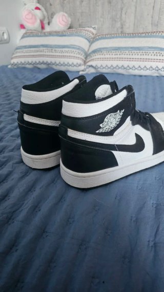 Nike Air Jordan 1 Panda