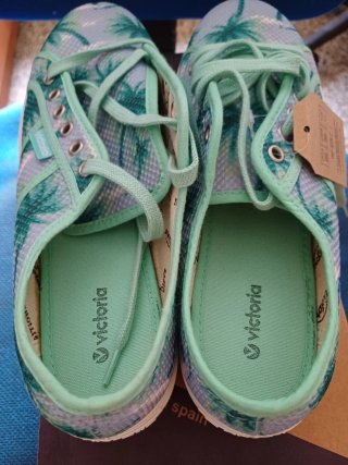 ZAPATILLAS BAMBAS VICTORIA CHICA NUEVAS TALLA 41 E