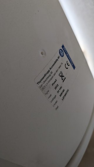 Silla salvaescaleras Eléctrica ThyssenKrupp Flow 2