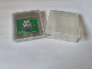 2 cajas para juegos de Gameboy y Gameboy Color