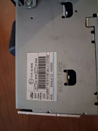 Autorradio Ford 6000 CD original.